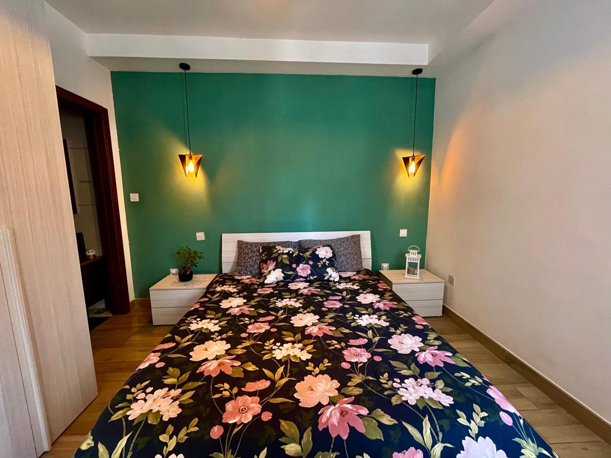 Airport Accommodation Deluxe Bedroom And Private Bathroom Near Airport Self Check In And Self Check Out Mqabba المظهر الخارجي الصورة